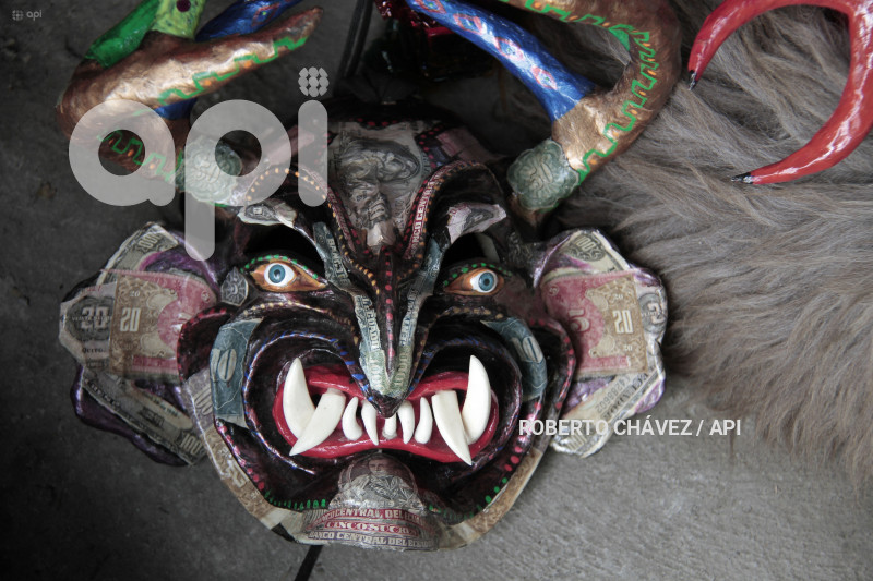 INICIO DE LA DIABLADA PILLARENA
