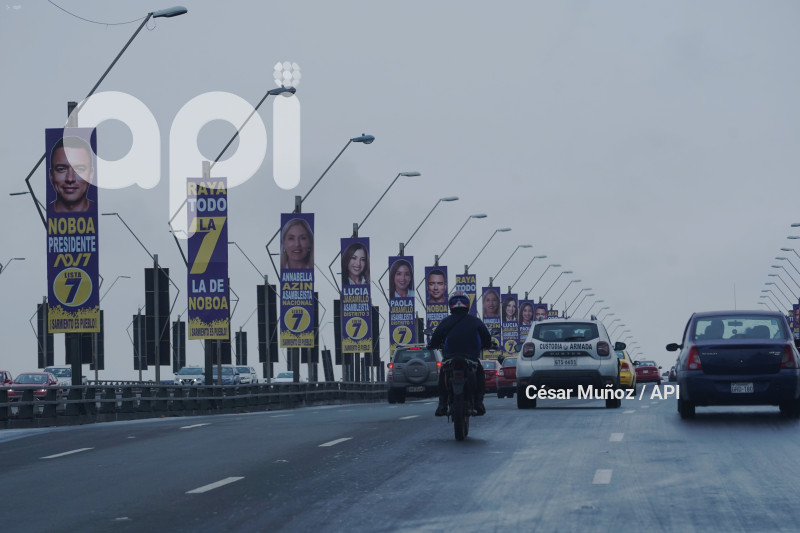 GYE-PUBLICIDAD PUENTES