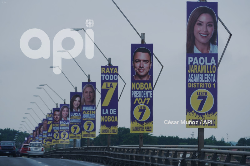 GYE-PUBLICIDAD PUENTES
