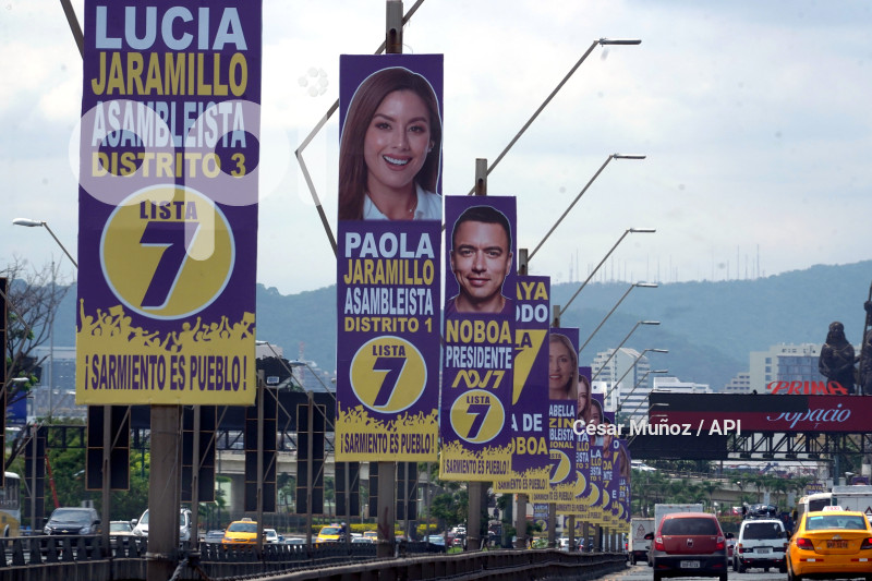 GYE-CARTELES ADN PUENTE