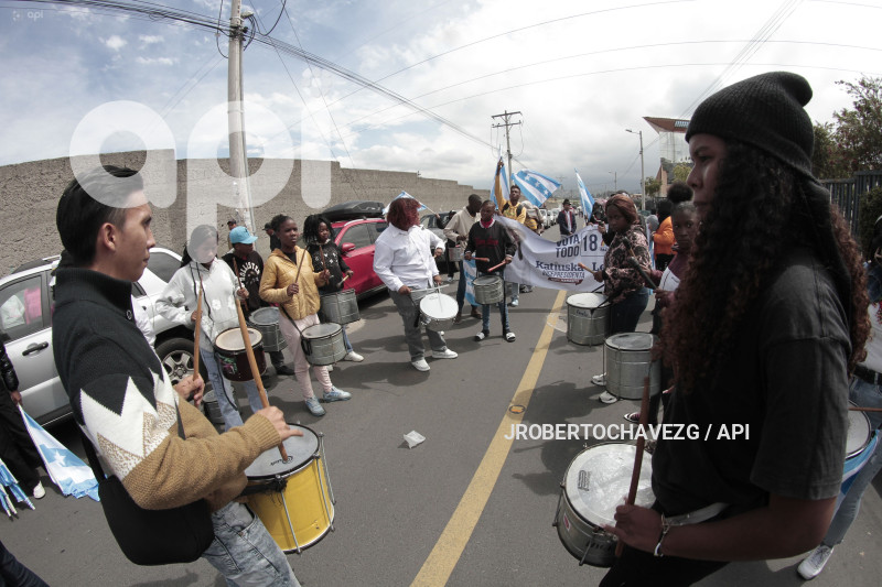 INICIO CAMPANA LEONIDAS IZA