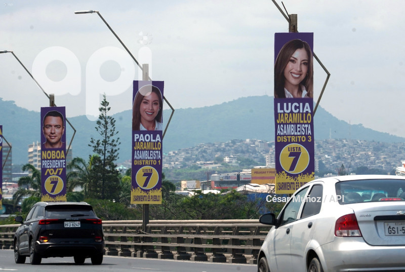 GYE-CARTELES ADN PUENTE