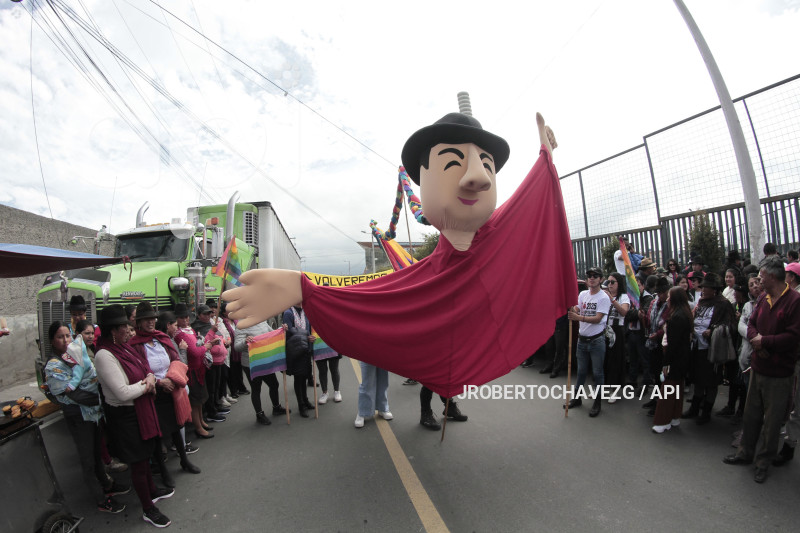 INICIO CAMPANA LEONIDAS IZA