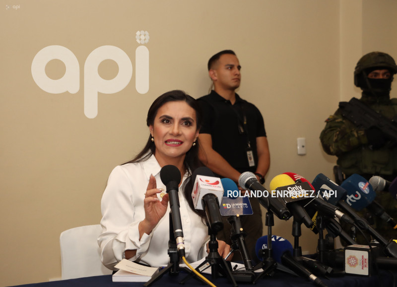 VICEPRESIDENTA VERÓNICA ABAD