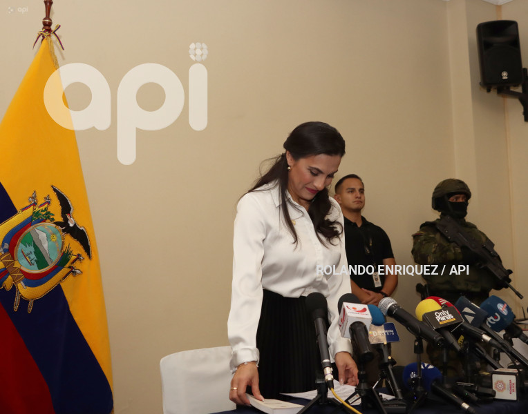 VICEPRESIDENTA VERÓNICA ABAD