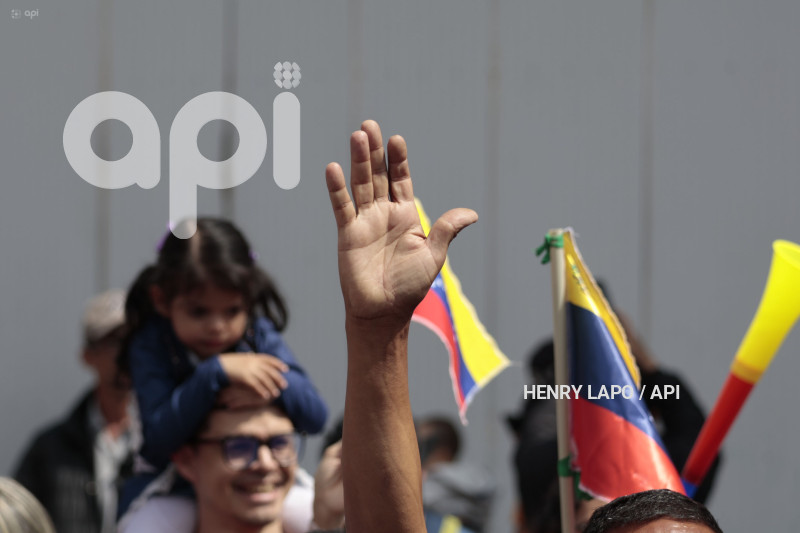 PLANTON VENEZOLANOS