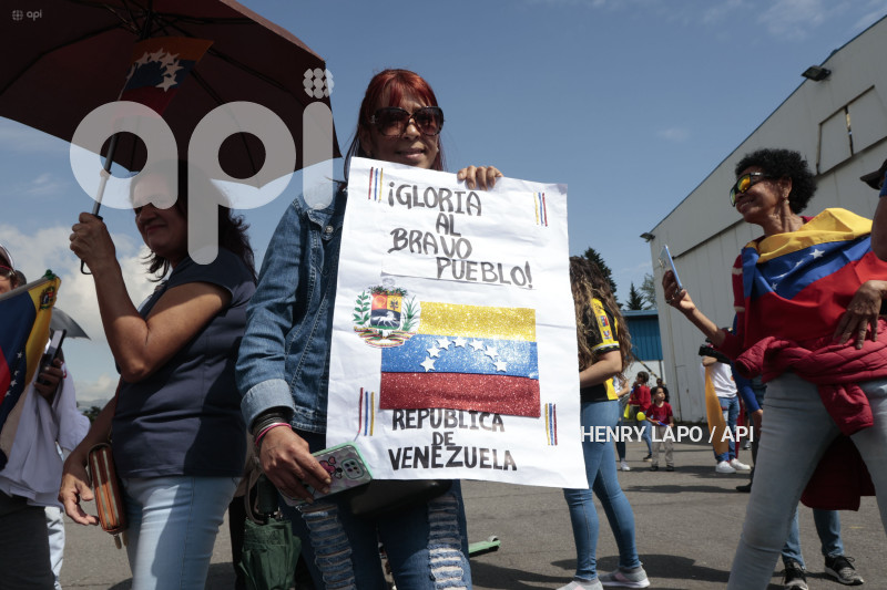 PLANTON VENEZOLANOS