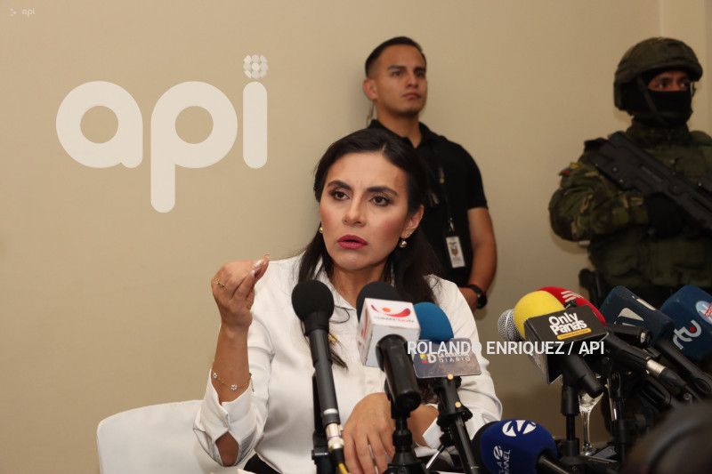 VICEPRESIDENTA VERÓNICA ABAD