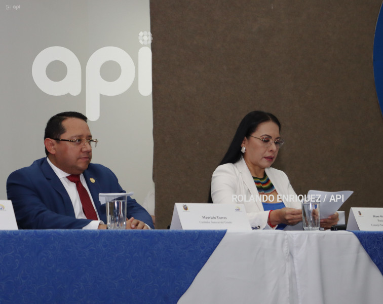 FIRMA CONTRALORIA Y CNE