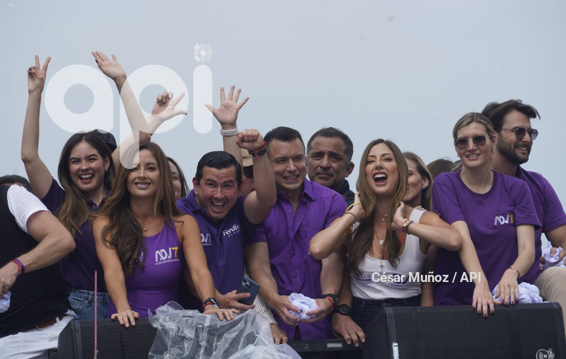 GYE-CARAVANA ADN GUAYAQUIL