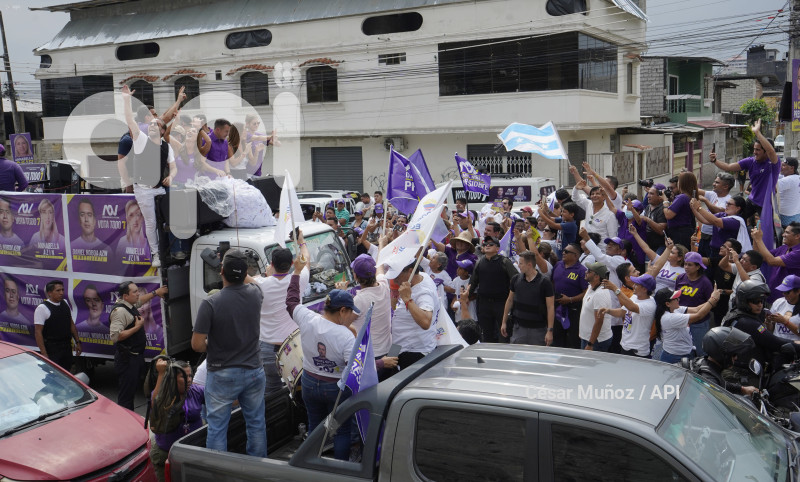 GYE-CARAVANA ADN GUAYAQUIL