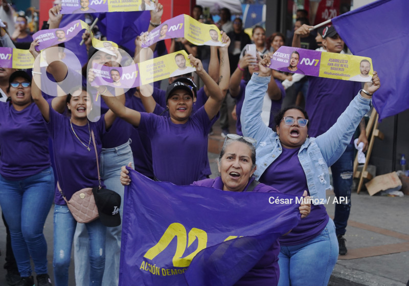 GYE-CARAVANA ADN GUAYAQUIL