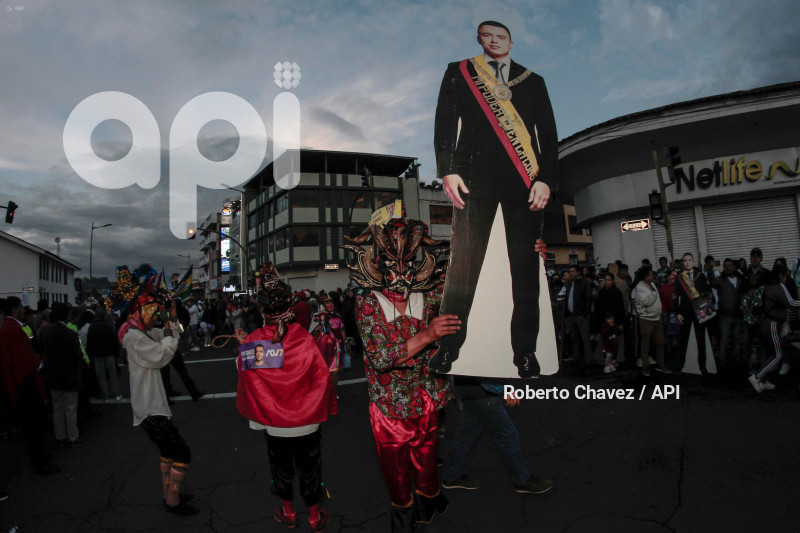 GYE-DANIEL NOBOA-AMBATO