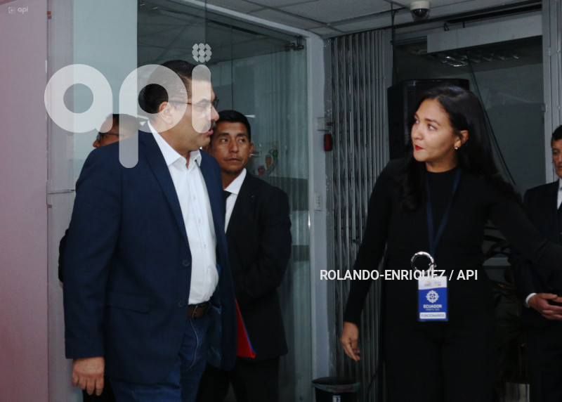 AMBIENTE INTERNO DEBATE PRESIDENCIAL 2025