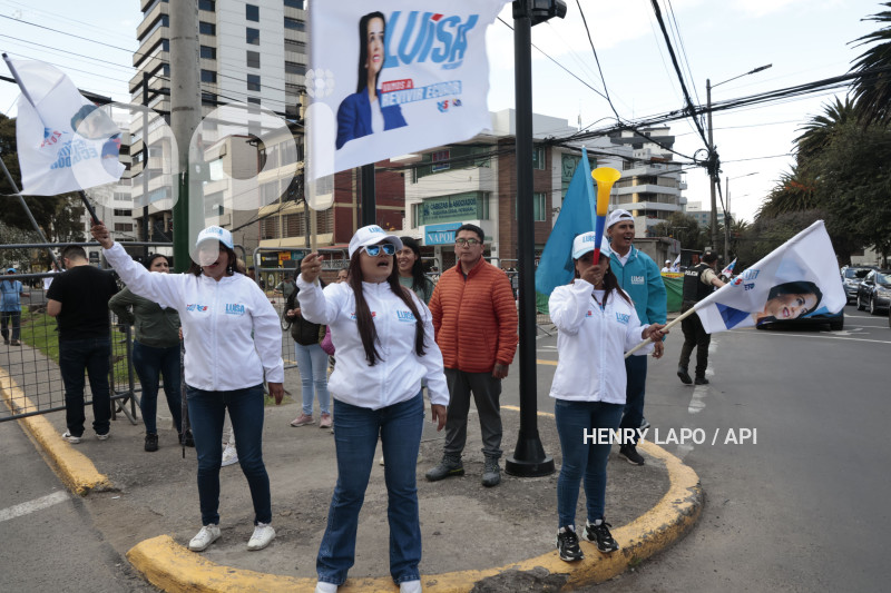 AMBIENTE EXTERNO DEBATE PRESIDENCIAL