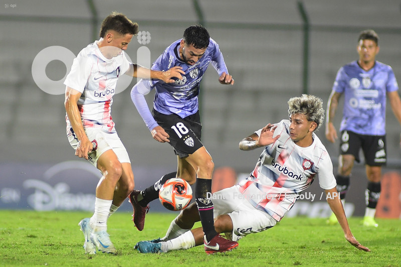 FBL - SAN LORENZO VS IDV
