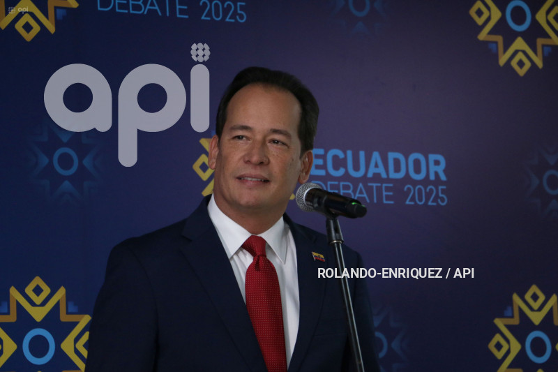 AMBIENTE INTERNO DEBATE PRESIDENCIAL 2025