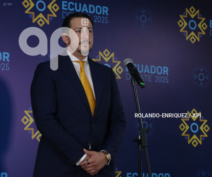 AMBIENTE INTERNO DEBATE PRESIDENCIAL 2025