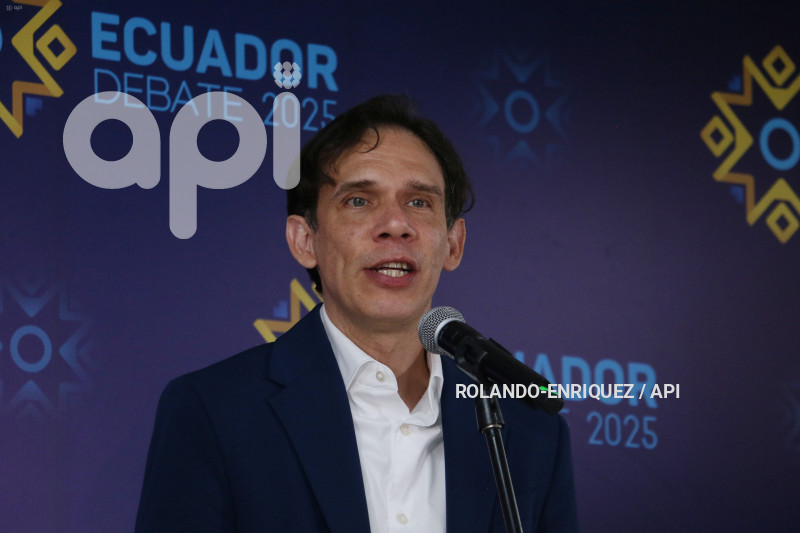 AMBIENTE INTERNO DEBATE PRESIDENCIAL 2025