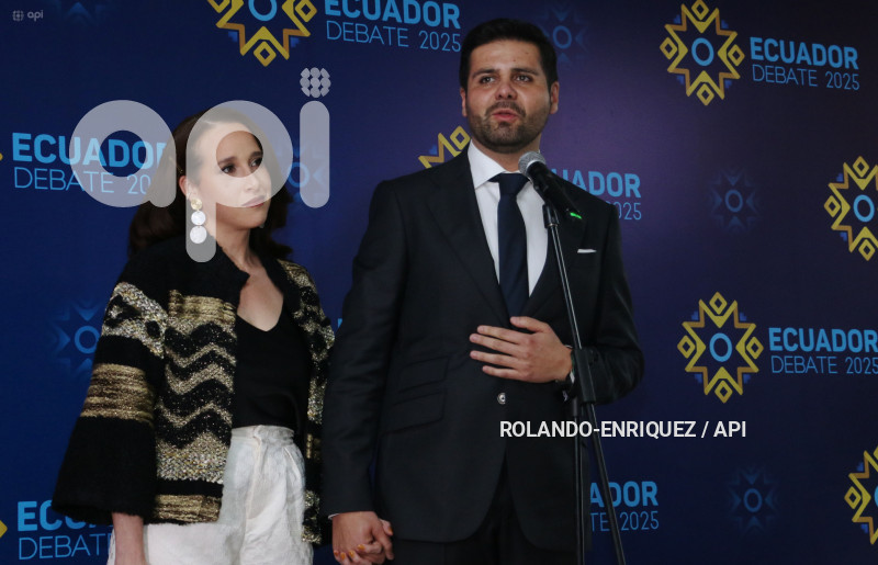 AMBIENTE INTERNO DEBATE PRESIDENCIAL 2025