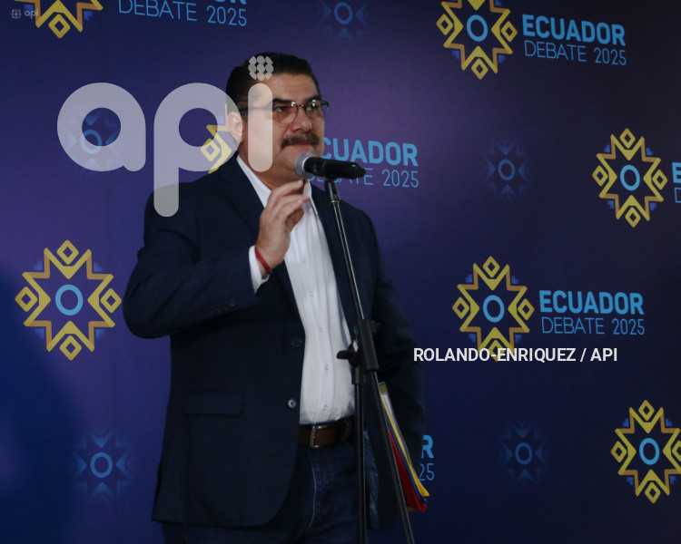 AMBIENTE INTERNO DEBATE PRESIDENCIAL 2025