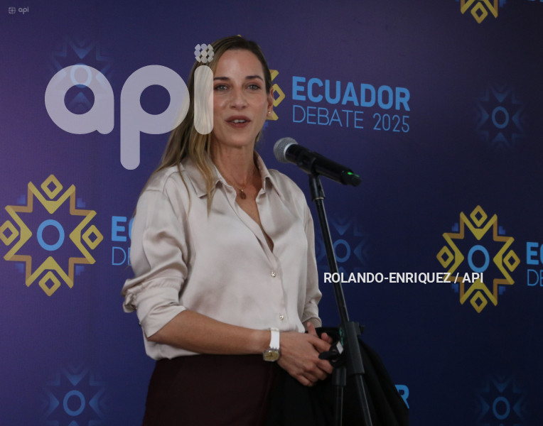 AMBIENTE INTERNO DEBATE PRESIDENCIAL 2025