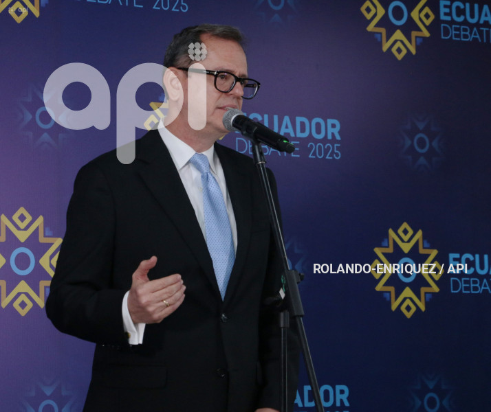 AMBIENTE INTERNO DEBATE PRESIDENCIAL 2025