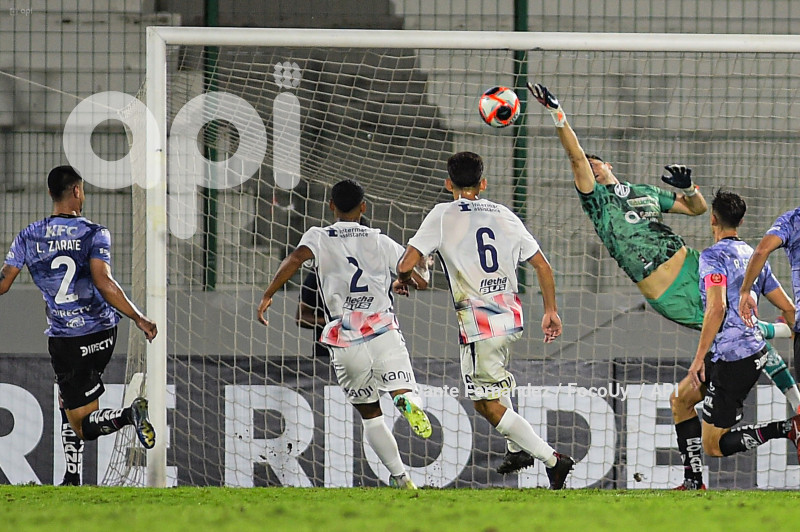 FBL - SAN LORENZO VS IDV