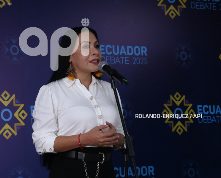 AMBIENTE INTERNO DEBATE PRESIDENCIAL 2025