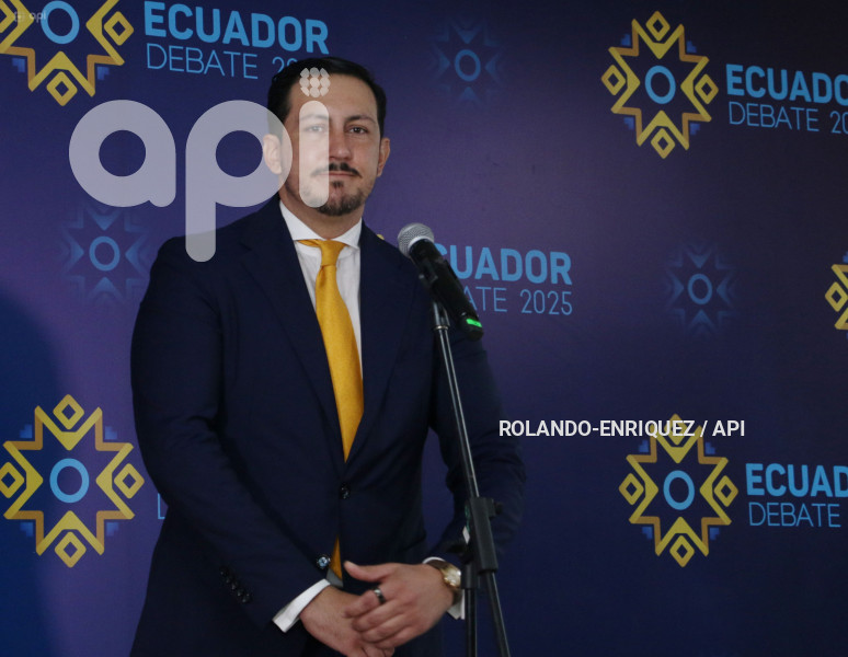 AMBIENTE INTERNO DEBATE PRESIDENCIAL 2025