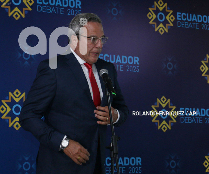 AMBIENTE INTERNO DEBATE PRESIDENCIAL 2025