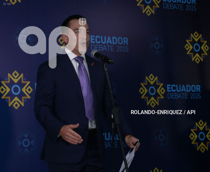 AMBIENTE INTERNO DEBATE PRESIDENCIAL 2025