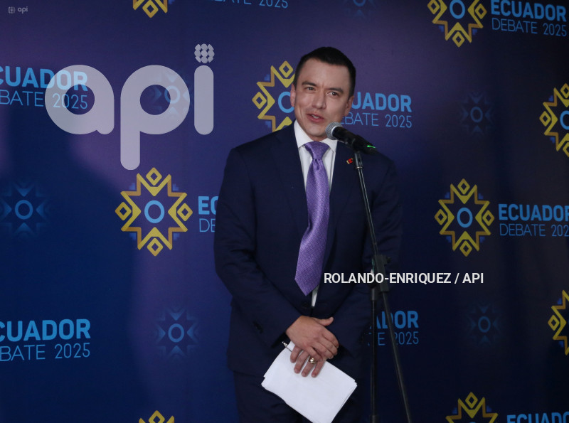 AMBIENTE INTERNO DEBATE PRESIDENCIAL 2025