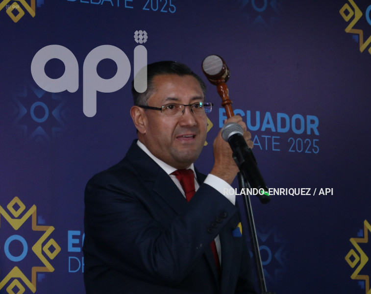 AMBIENTE INTERNO DEBATE PRESIDENCIAL 2025