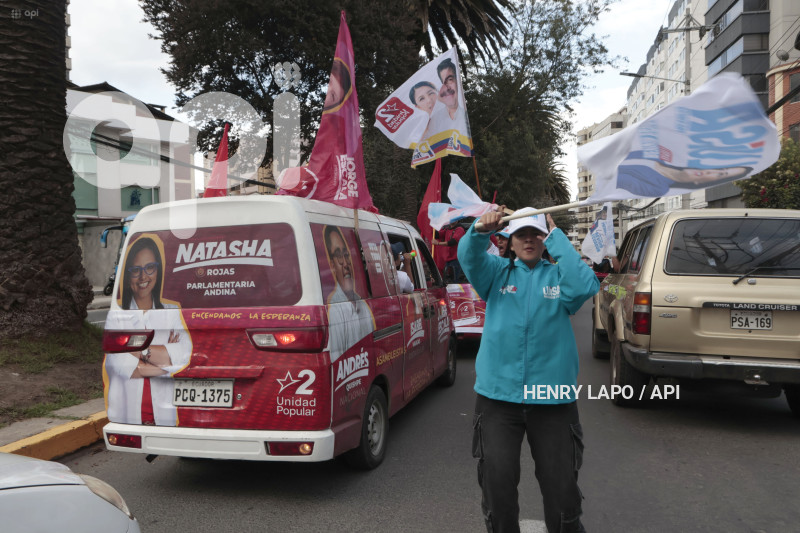AMBIENTE EXTERNO DEBATE PRESIDENCIAL