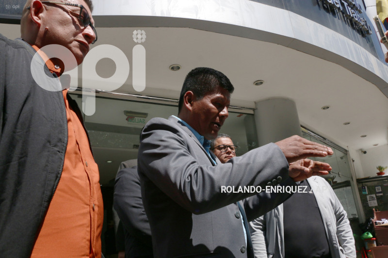 TRABAJADORES PETROECUADOR MIN TRABAJO