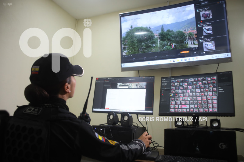 CHORDELEG-INAGURACION-SALA DE VIDEOVIGILANCIA-CHORDELEG