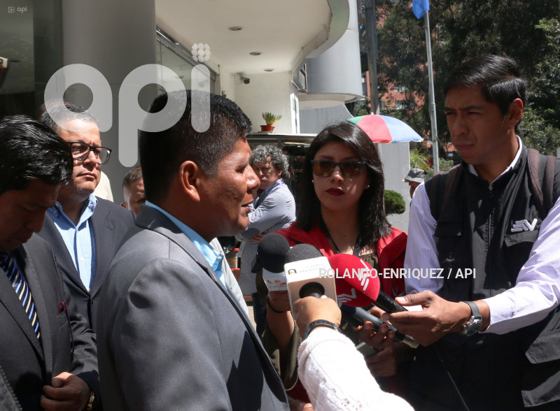 TRABAJADORES PETROECUADOR MIN TRABAJO