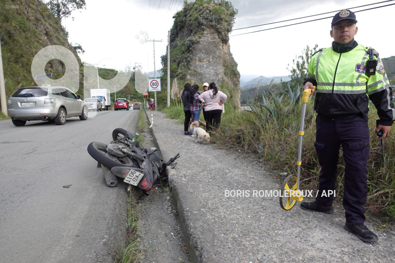 CUENCA-ACCIDENTE TRANSITO-VIA PAUTE