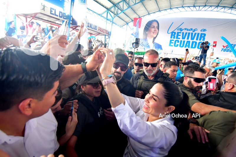 LUISA GONZALEZ-PORTOVIEJO-CALDERON