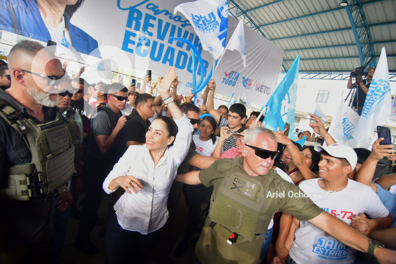 LUISA GONZALEZ-PORTOVIEJO-CALDERON