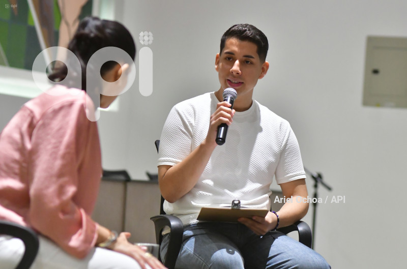 PORTOVIEJO-LUISA-GONZALEZ-CONVERSATORIO