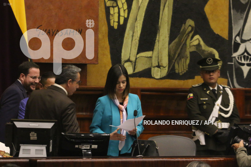 POSESION SUPER BANCOS ROBERTO ROMERO