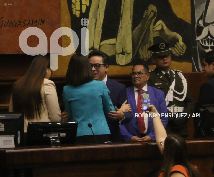 POSESION SUPER BANCOS ROBERTO ROMERO