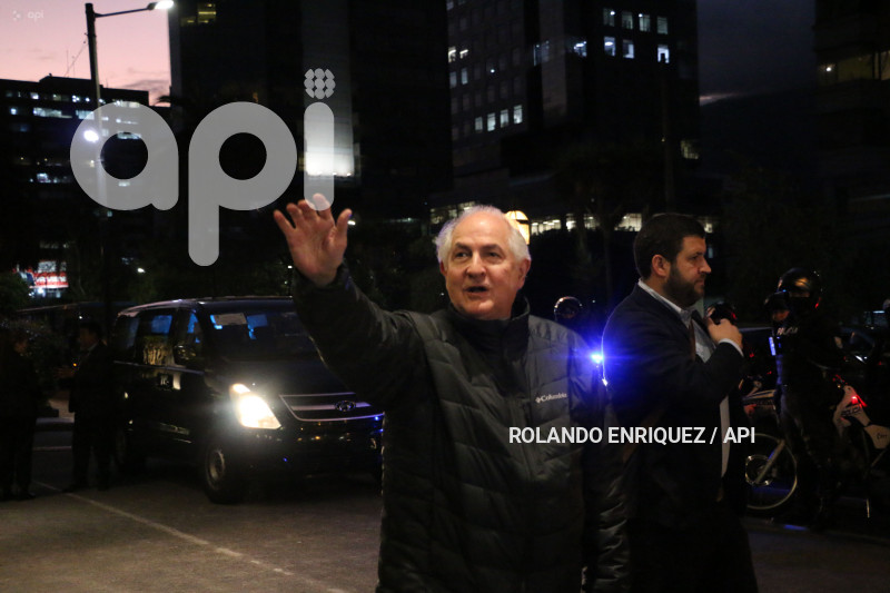LLEGADA EDMUNDO GONZÁLEZ
