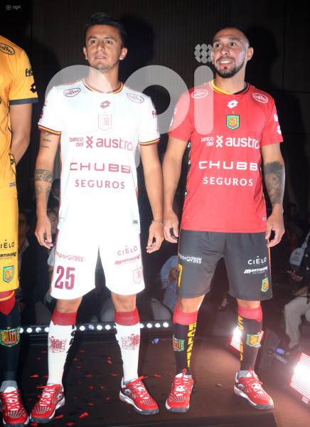 CUENCA-PRESENTACION-CAMISETA-D CUENCA