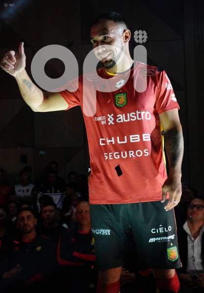 CUENCA-PRESENTACION-CAMISETA-D CUENCA