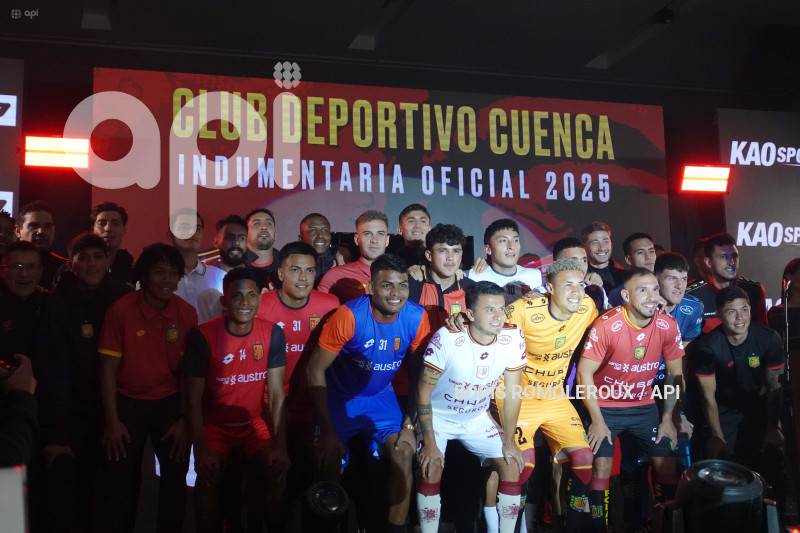 CUENCA-PRESENTACION-CAMISETA-D CUENCA