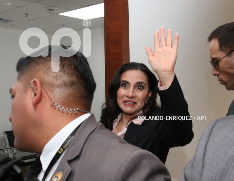AUDIENCIA DE PROTECCION VERONICA ABAD