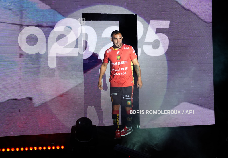 CUENCA-PRESENTACION-CAMISETA-D CUENCA